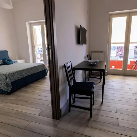 Gatto Bianco Casa Dei Venti 3* בארי